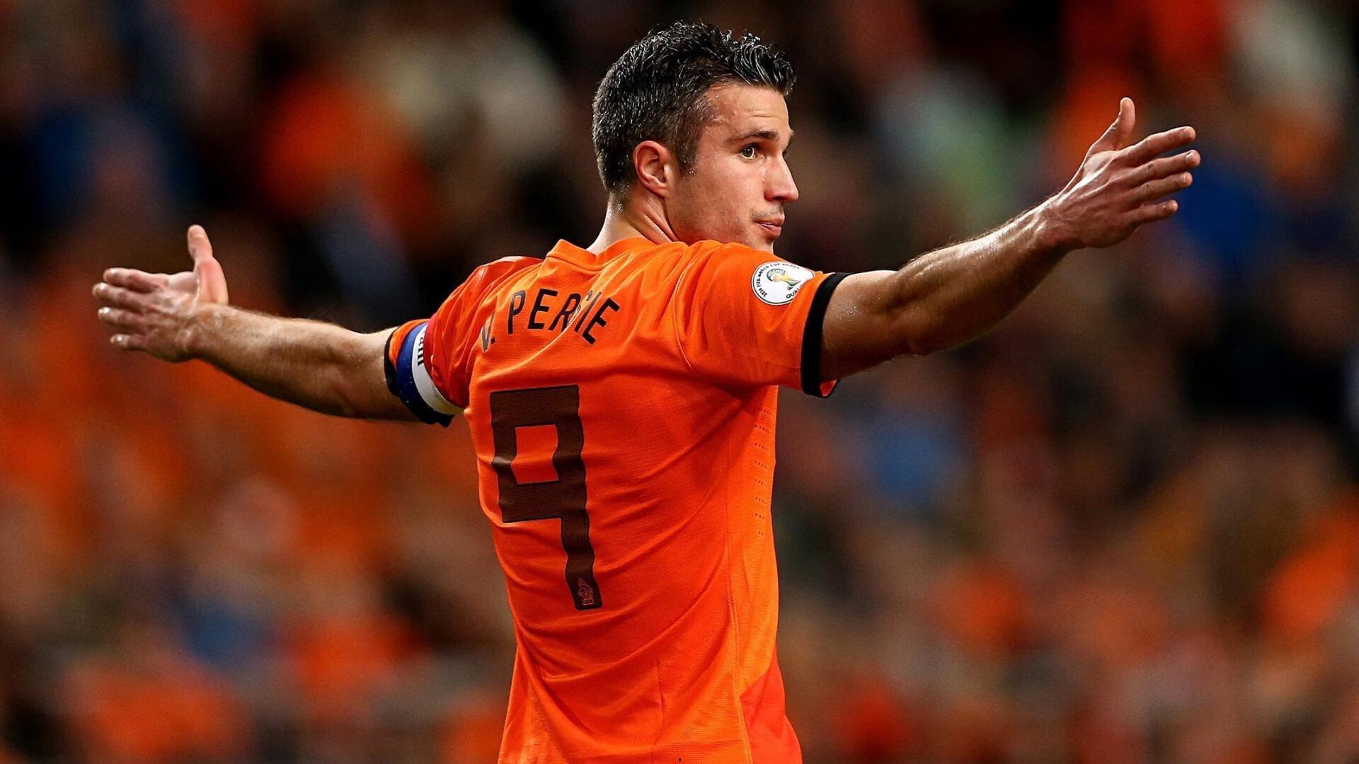 点球大战惊心动魄，蓝鹰险胜红魔晋级决赛